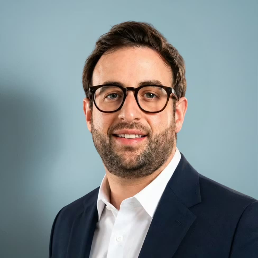 Portrait de Nicholas Ferrero, cofondateur d’Atelier Capital et fondateur de Pure Finances Conseils